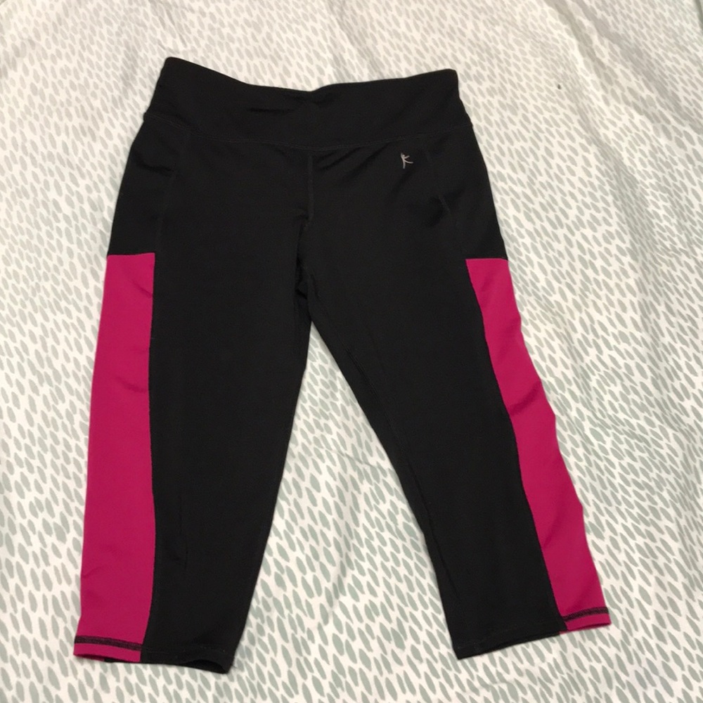 Danskin athletic capris